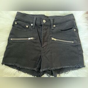 Levi’s Black Frayed Hem Zipper High-Rise Women's Shorts